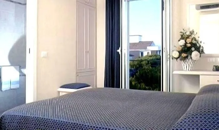 Mare Hotel 3*