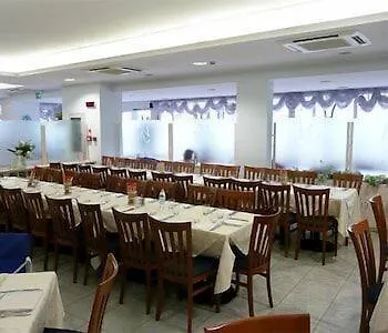 Mare 3* ריצ'יונה