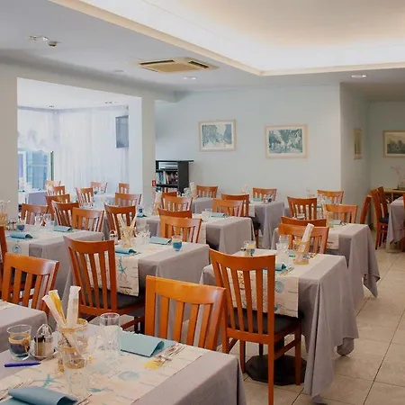 Mare Hotel 3*
